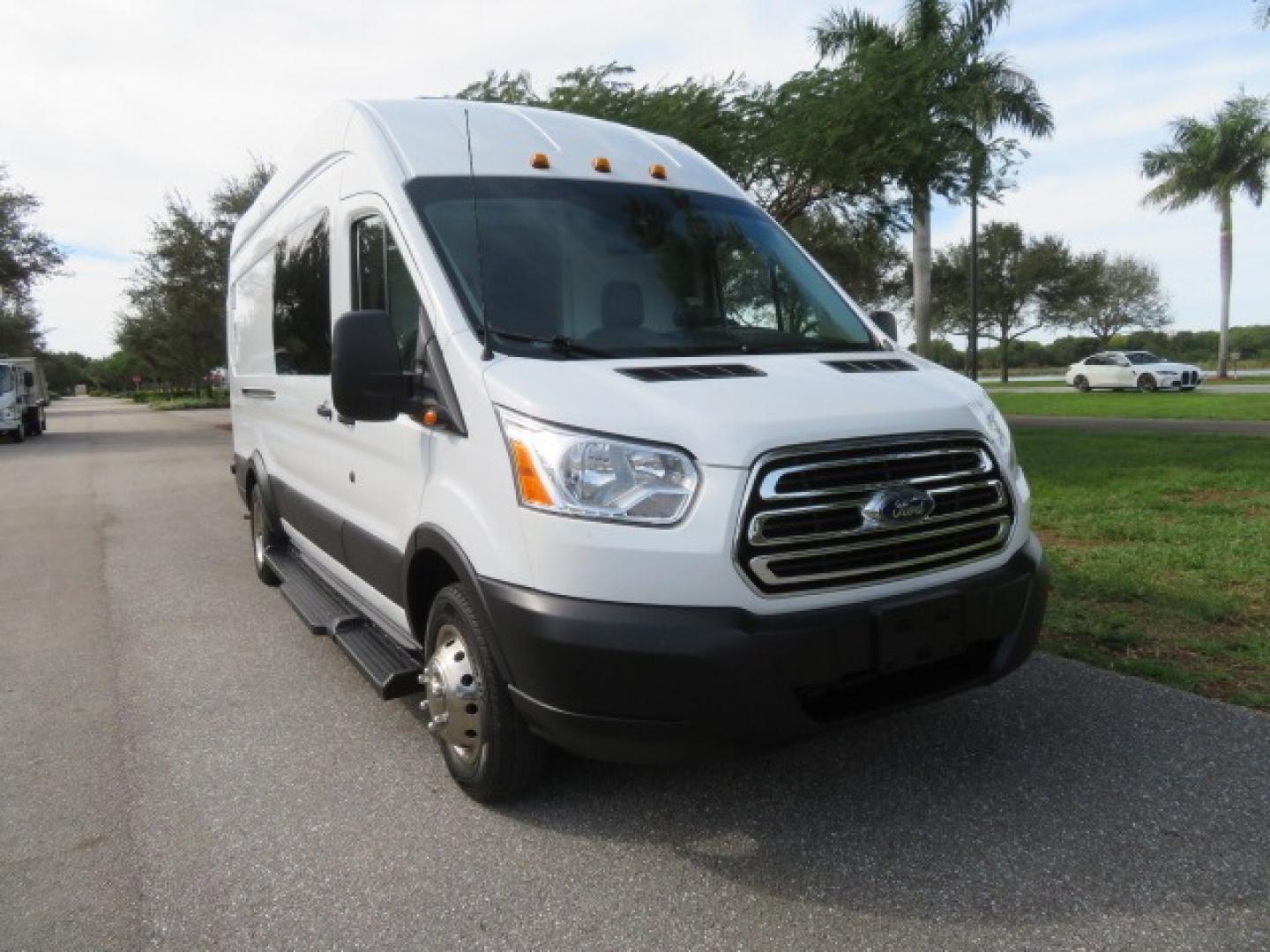 2019 White /Gray Ford Transit (1FTRS4XG0KK) , located at 4301 Oak Circle #19, Boca Raton, FL, 33431, (954) 561-2499, 26.388861, -80.084038 - 2019 Ford Transit T350 High Roof Extended Commercial Dog Grooming Van Wag-n-tails Dyna Groom Conversion fully equipped with everything you need to start your dog grooming business or add to your fleet. Mobile Dog Grooming Van Mobile Grooming Vehicle. Wag-N-Tails Conversion. This van is fully loaded - Photo#6